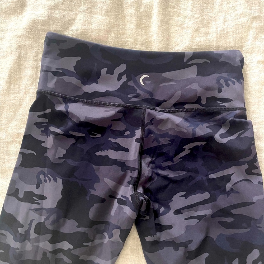 ZYIA dark forest work out leggings